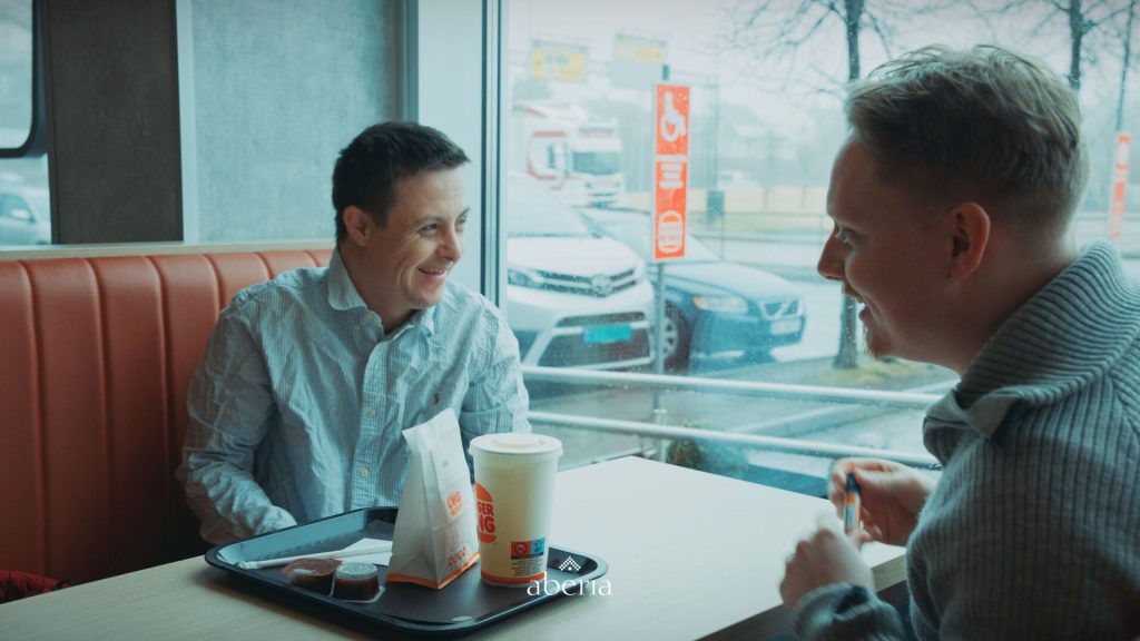 Sebastian er havets hersker og Lyder er hans BPA.